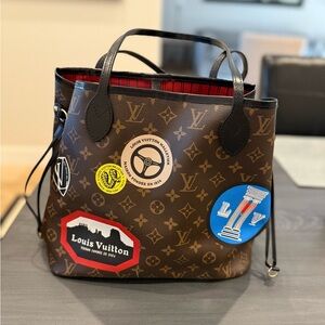 Louis Vuitton MM World Tour. RARE BAG! Red Striped Interior.